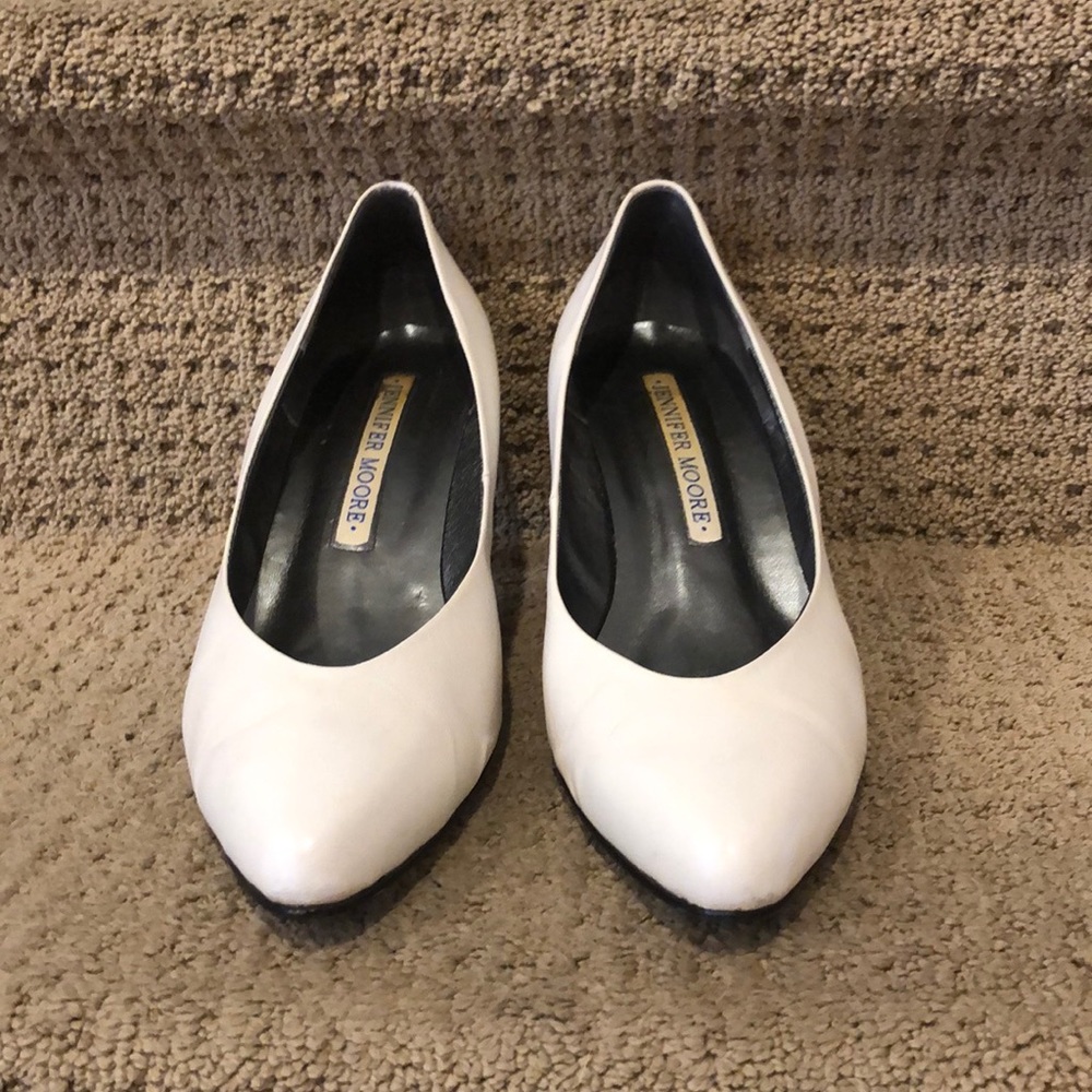 Jennifer Moore Beth Pumps.
